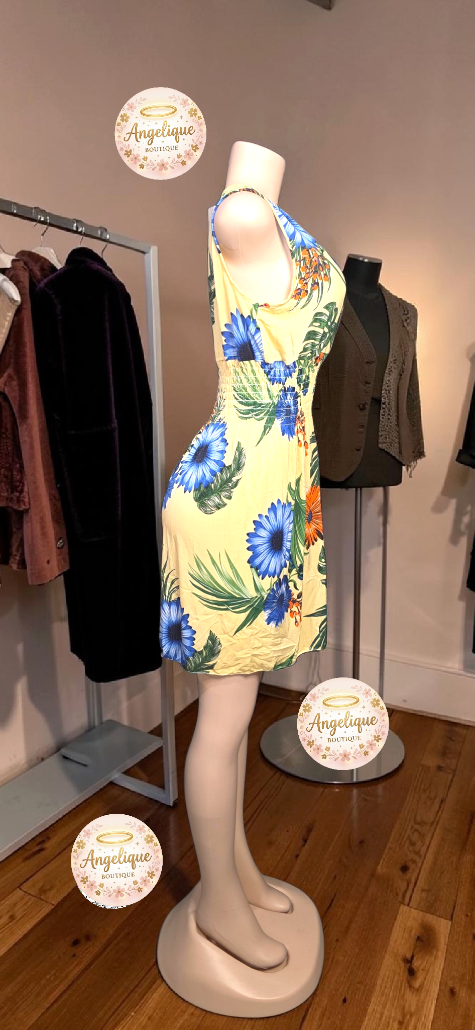 Vestido Corto Floral