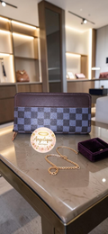 Wallet Espaciosa Estampado Cuadros 👜 | Cuero Sintético Premium | Estilo Elegante