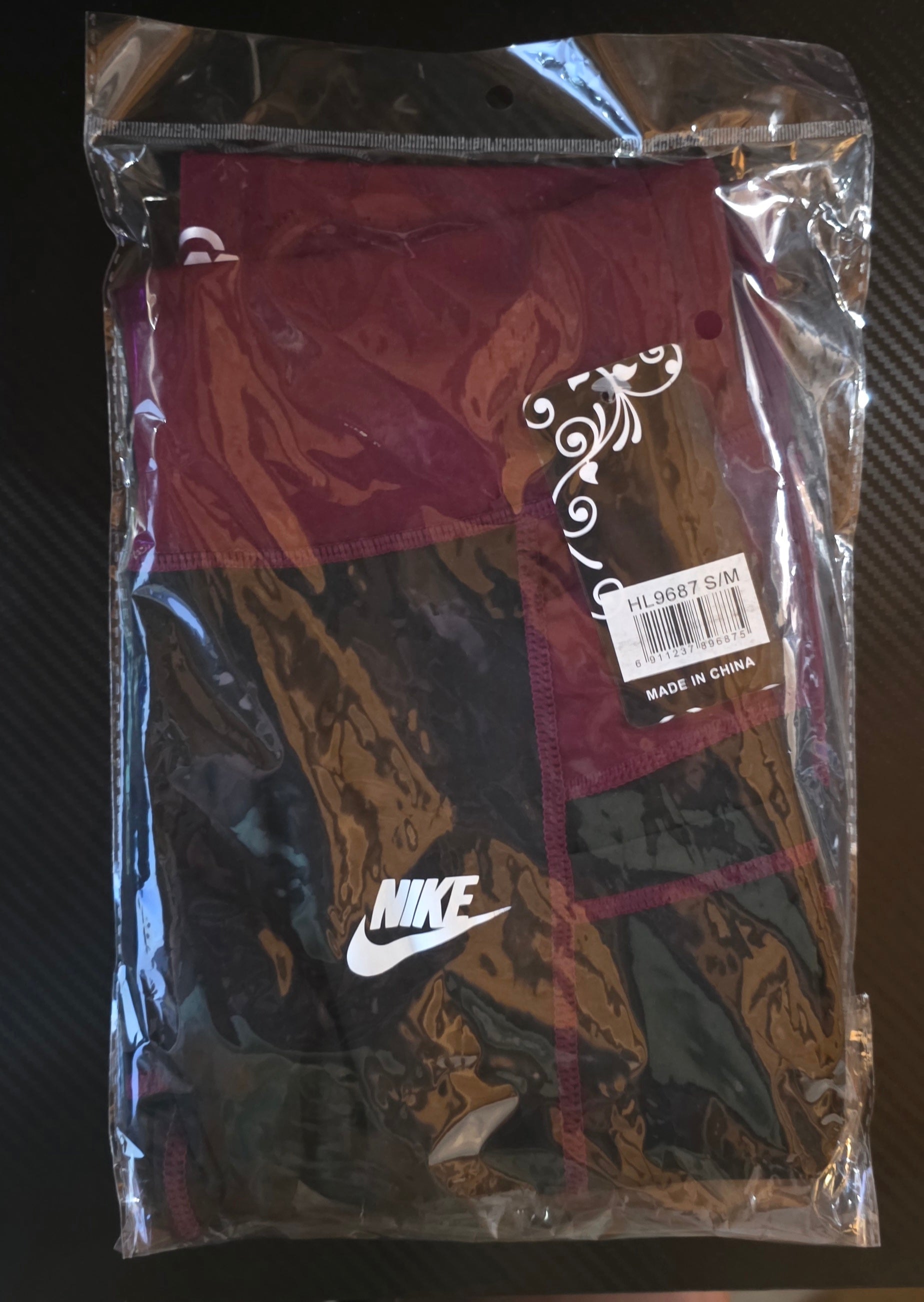 Leggings Deportivos de Alta Compresión – 92% Poliéster / 8% Spandex