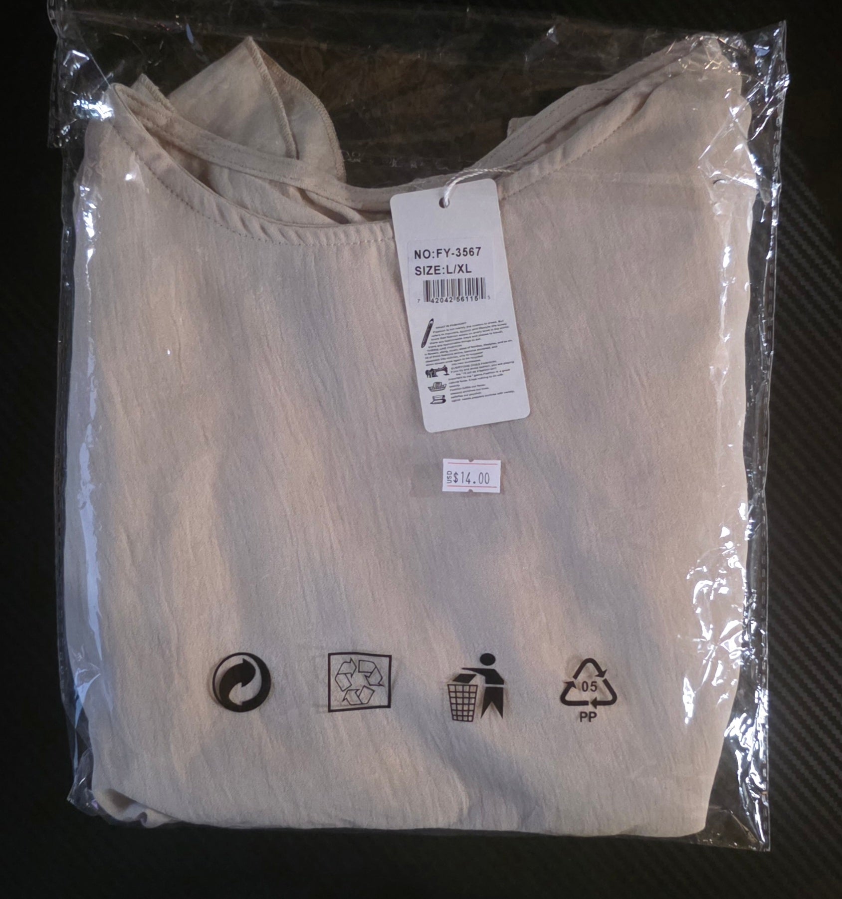 Blusa de Verano Cuello Redondo con Manga de Volantes – 65% Políster / 35% Algodón