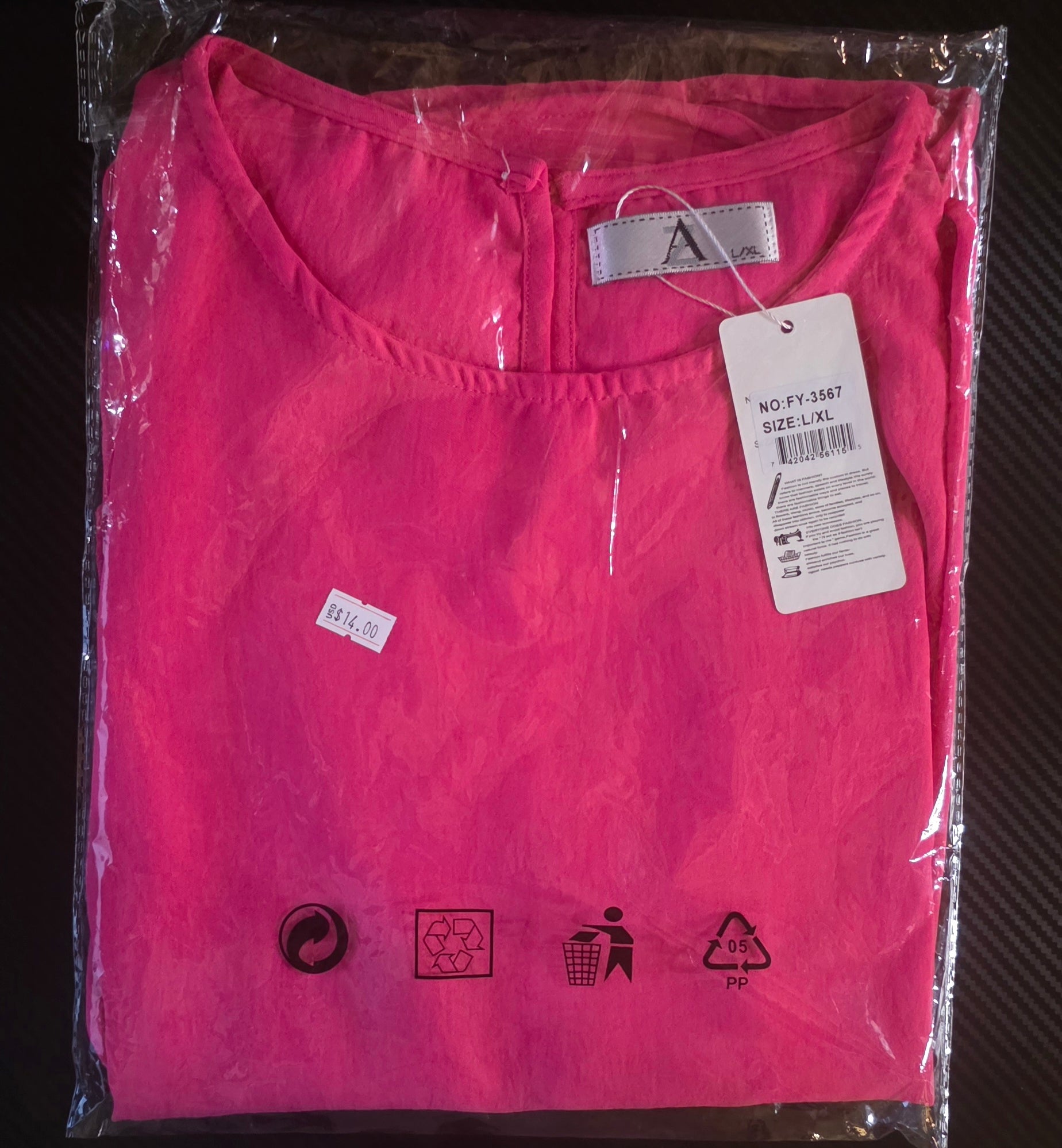 Blusa de Verano Cuello Redondo con Manga de Volantes – 65% Políster / 35% Algodón