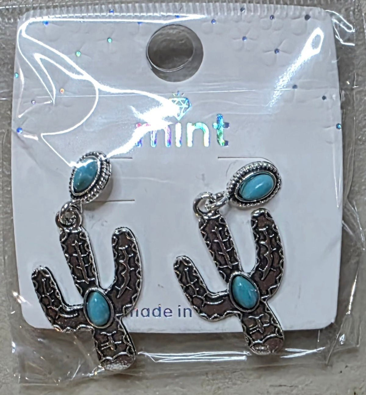 Cactus Stud Earrings – Fashion Jewelry for Women - Angelique Boutique
