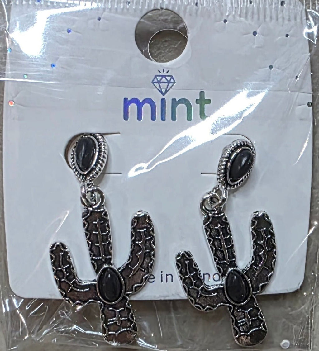 Cactus Stud Earrings – Fashion Jewelry for Women - Angelique Boutique