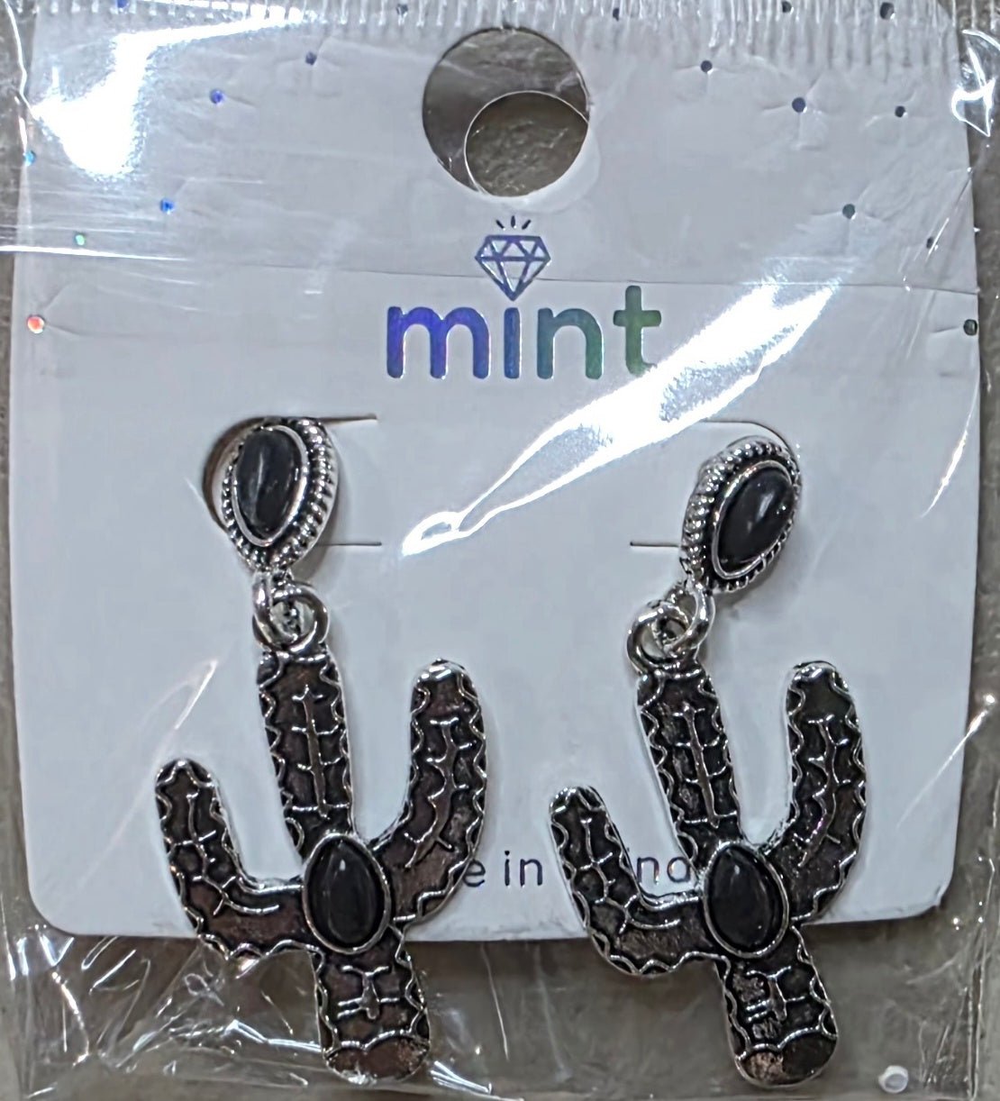 Cactus Stud Earrings – Fashion Jewelry for Women - Angelique Boutique