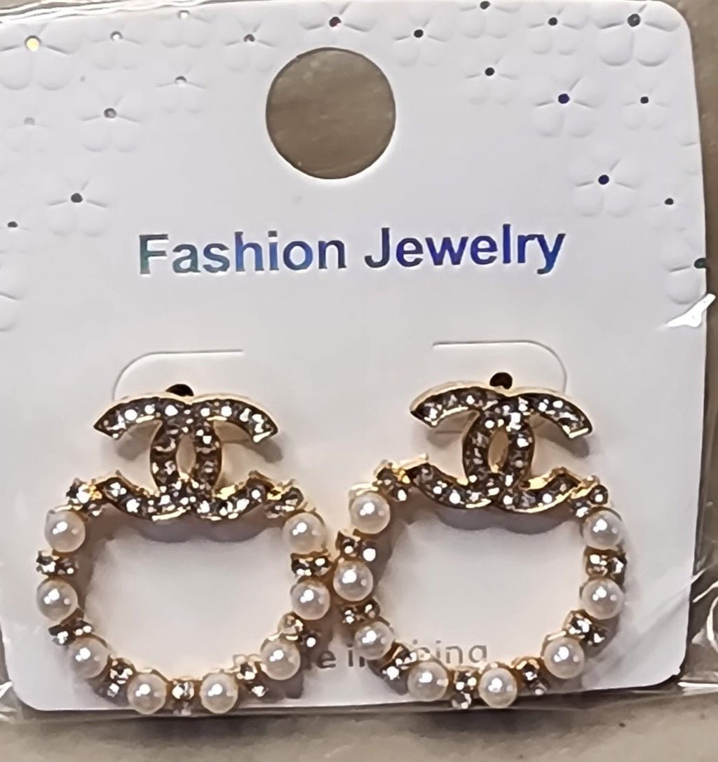 Elegant classic fashion earrings gold tone pearl crystal women jewelry Angelique Boutique