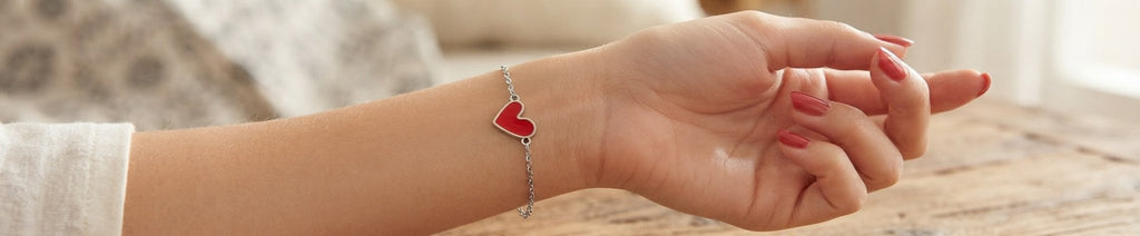 Heart Charm Bracelet – Stainless Steel Gold & Silver - Angelique Boutique