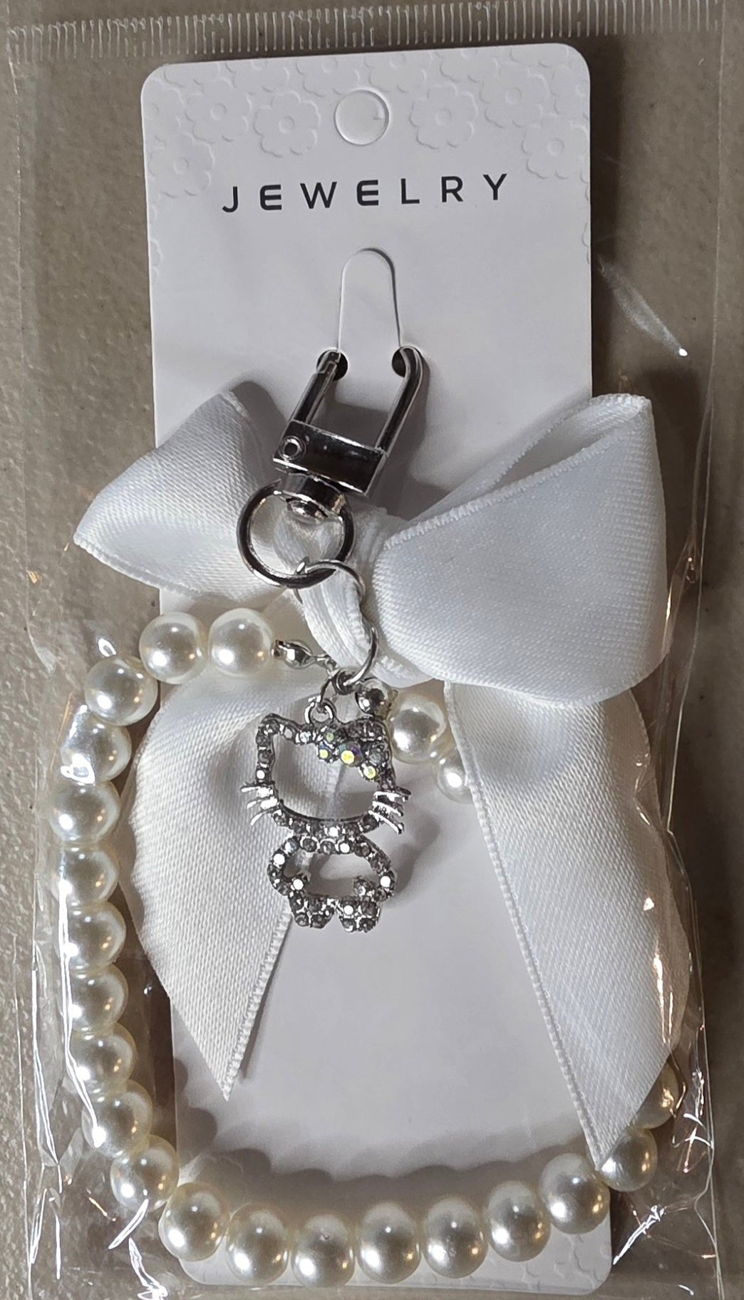 Hello Kitty Pearl Bead Keychain – Cute Kawaii Accessory - Angelique Boutique