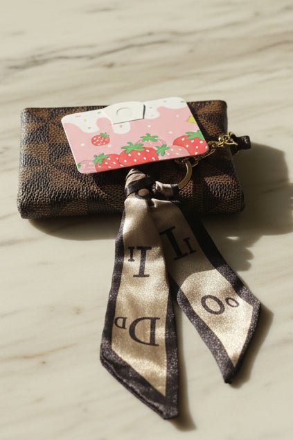 Luxury-Inspired Keychain Wallet – Stylish Mini Bag Charm - Angelique Boutique