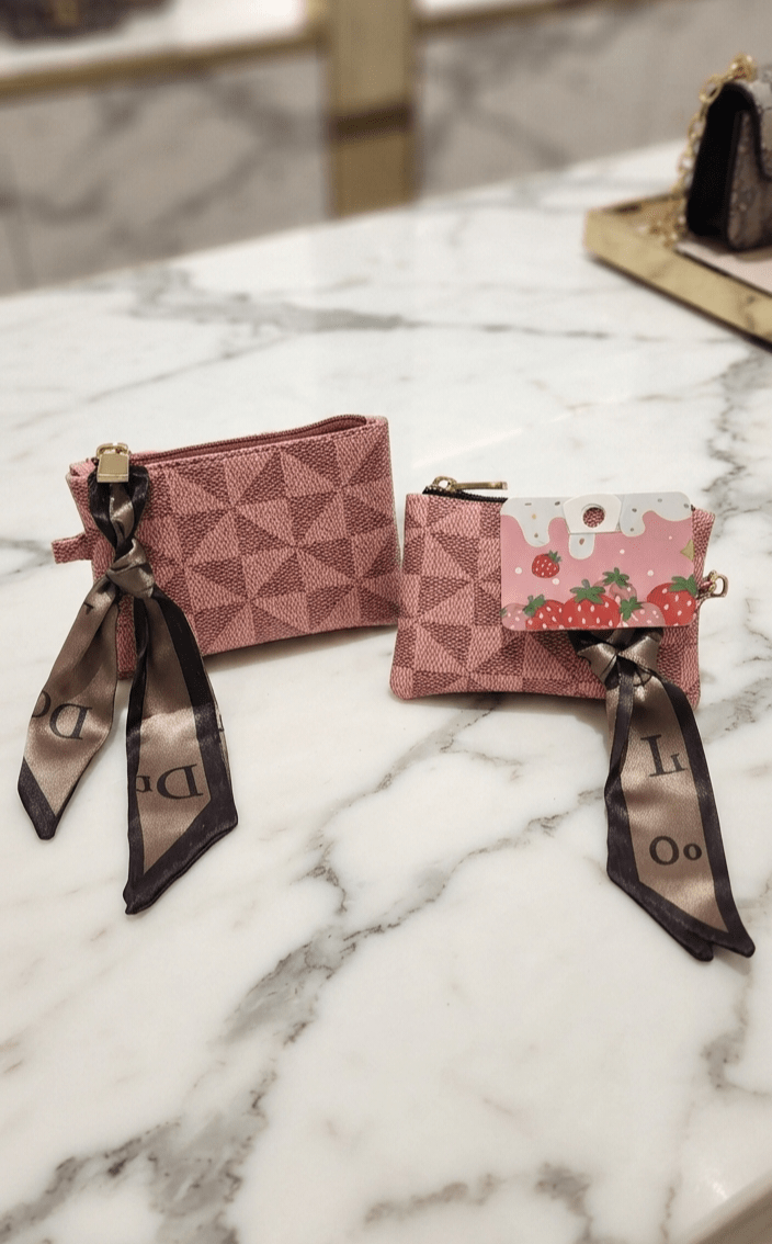 Luxury-Inspired Keychain Wallet – Stylish Mini Bag Charm - Angelique Boutique
