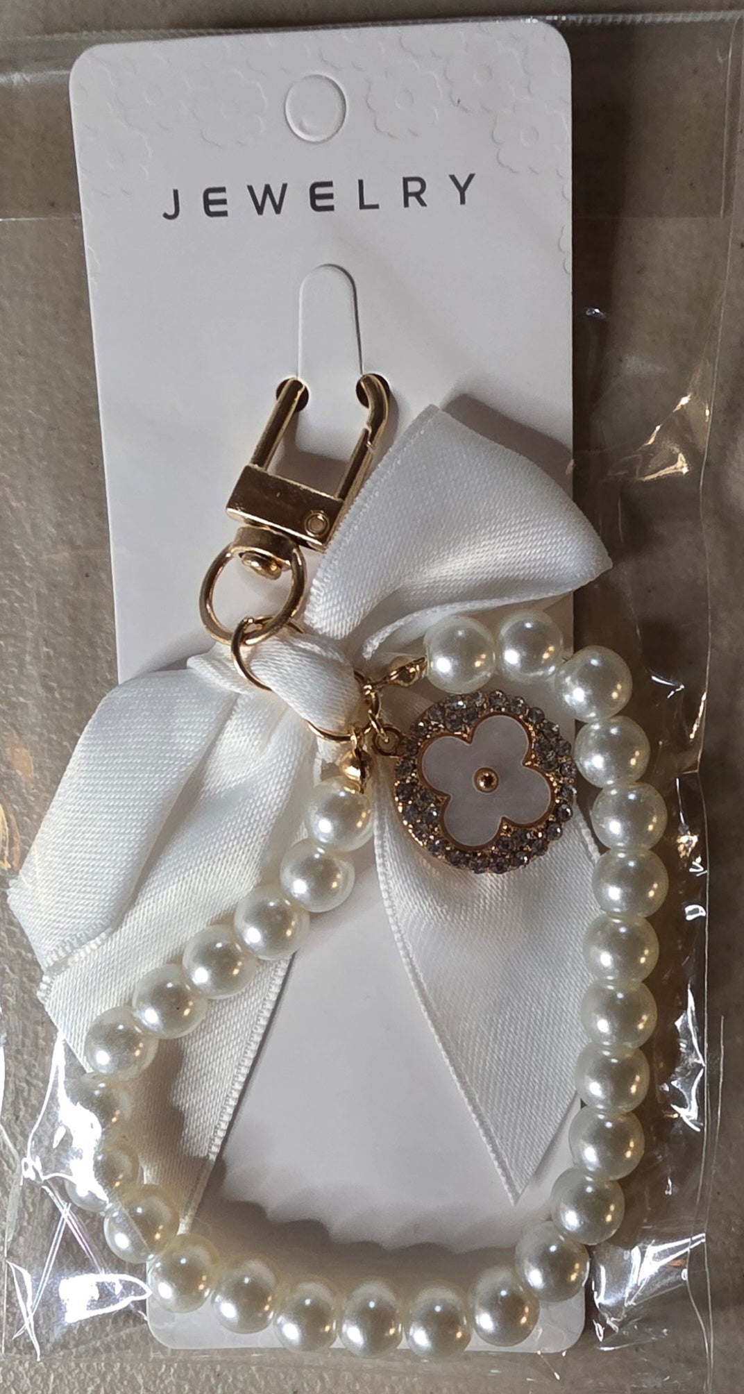 Luxury Pearl & Crystal Bead Keychain – Elegant Bag Charm - Angelique Boutique