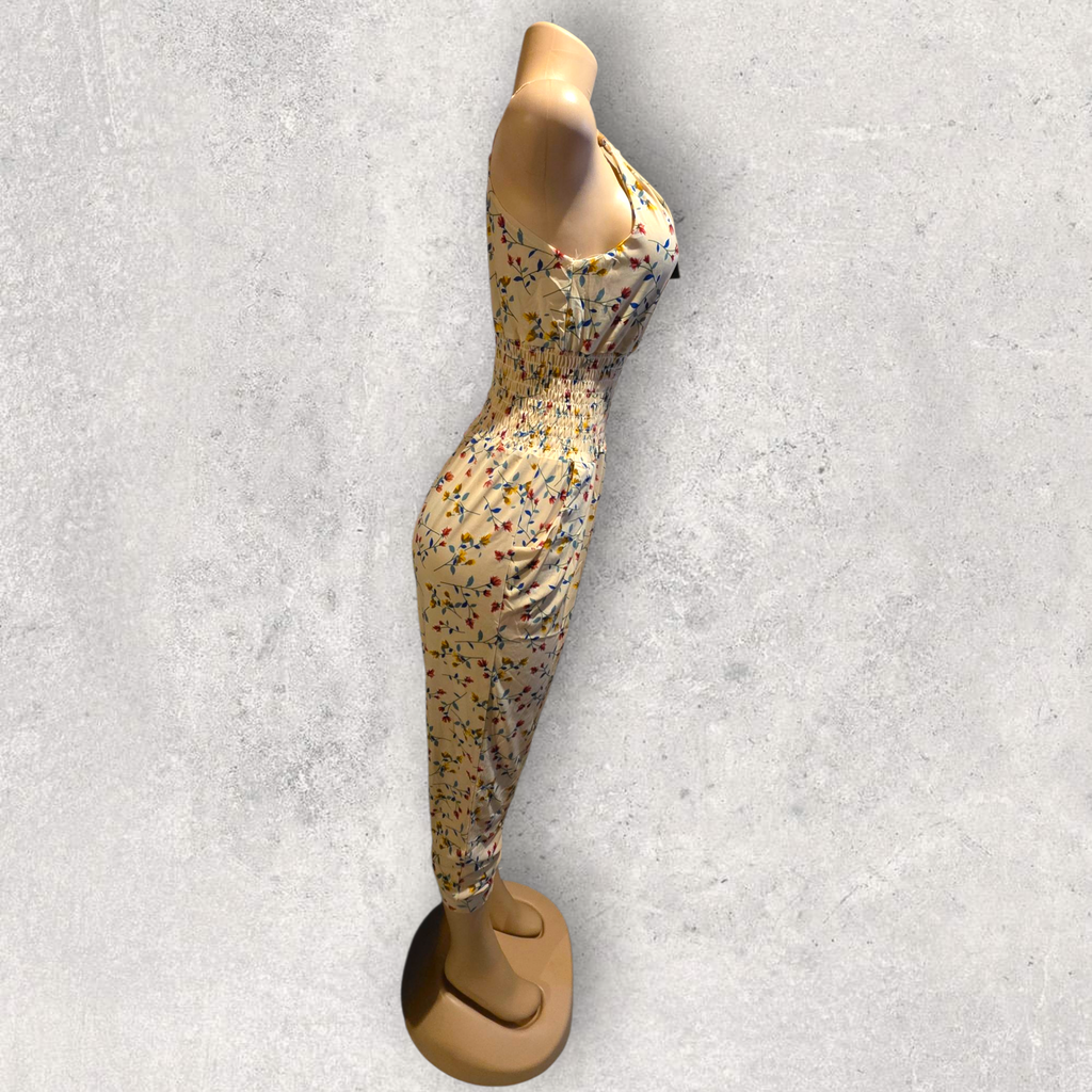 Enterizo Floral de Manga Corta – 65% Poliéster / 35% Spandex