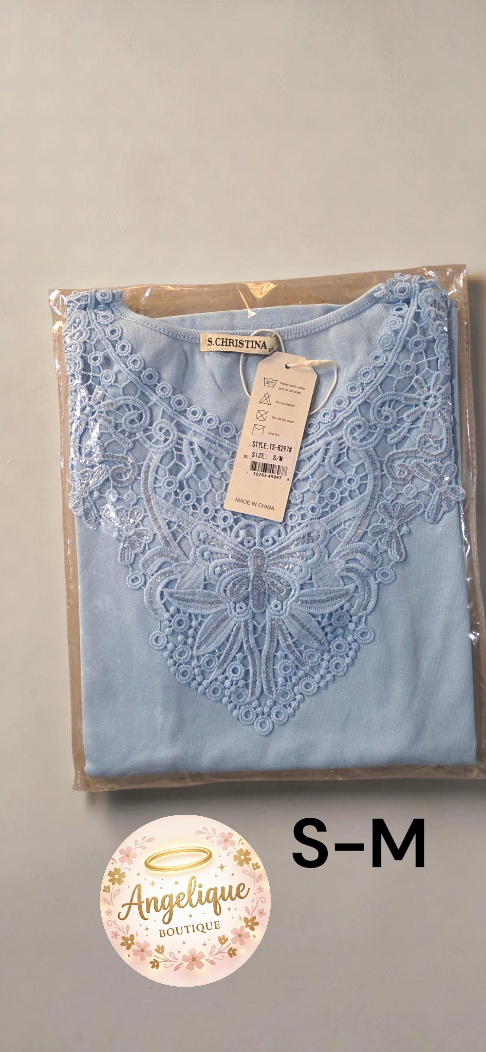 Blusa Manga Corta Bordada con Encaje, Crochet y Mariposa en Lentejuelas – 95% Algodón / 5% Spandex