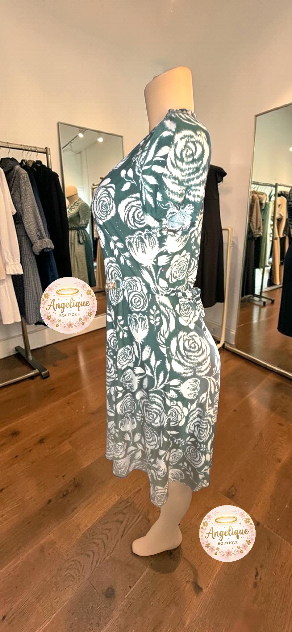 Vestido Floral Midi — Suavidad, Color y Estilo en Cada Curva