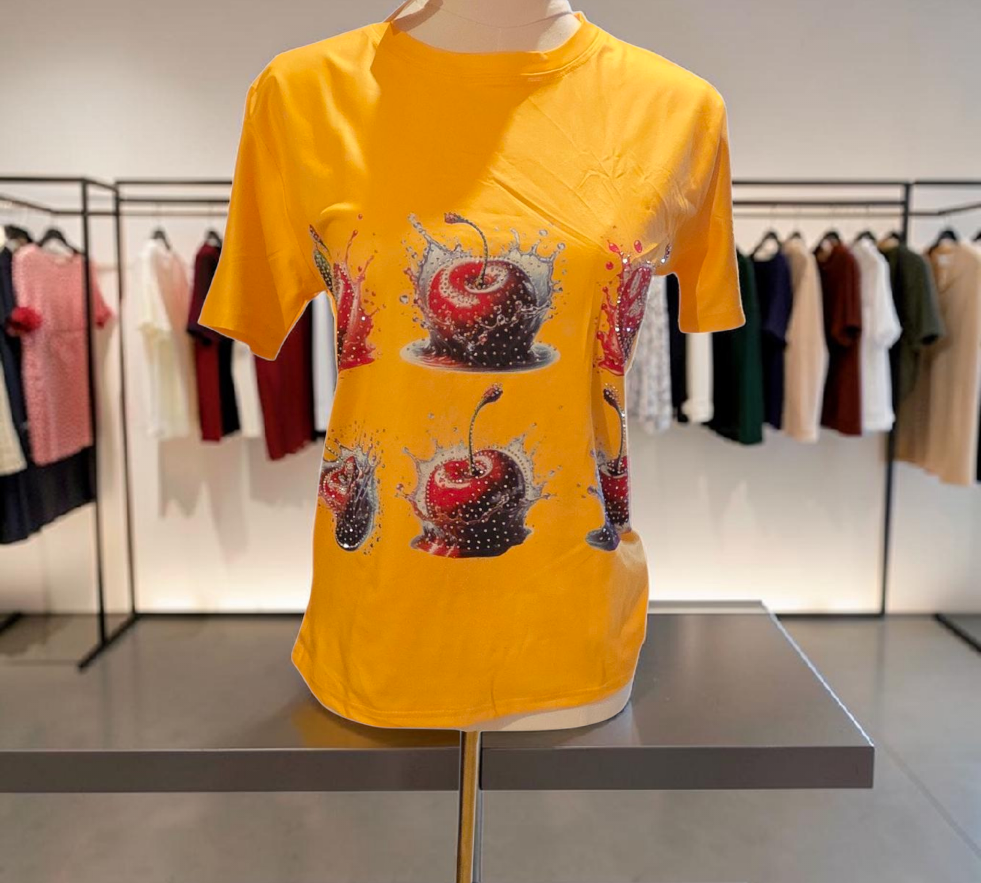 Blusa Cherry con Pedrería