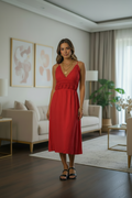 Vestido Escote en V con Tiras de Espagueti y Semi-Tejido en el Busto