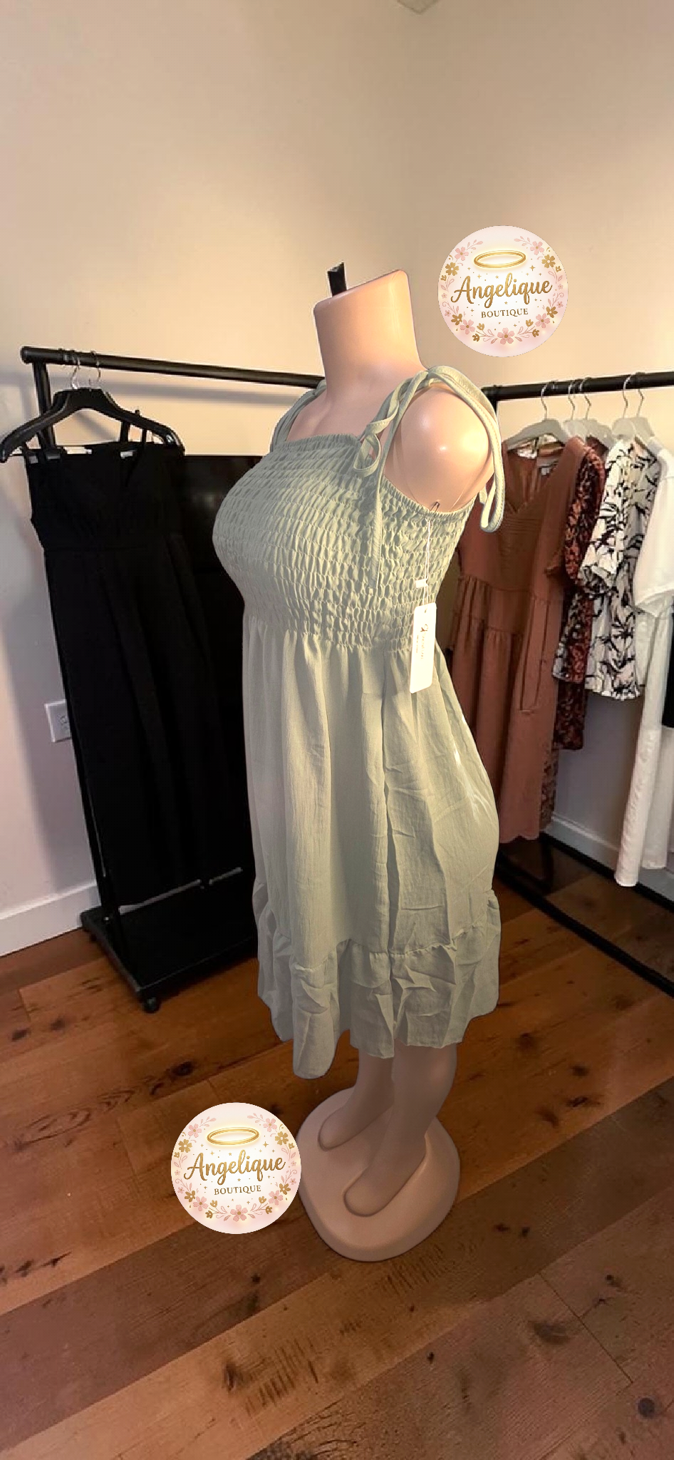 Vestido Corto de Tirantes – 65% Algodón / 35% Poliéster