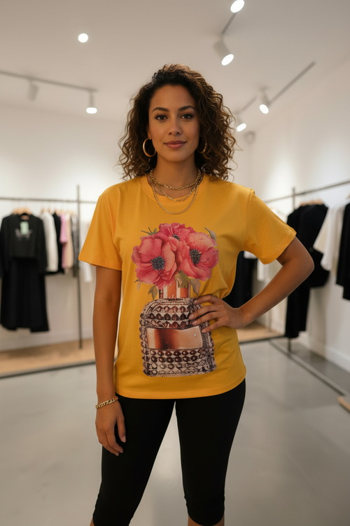 Blusa Manga Corta Floral con Piedrería y Brillo de Alta Calidad – 60% Rayón / 35% Nylon / 5% Elastano