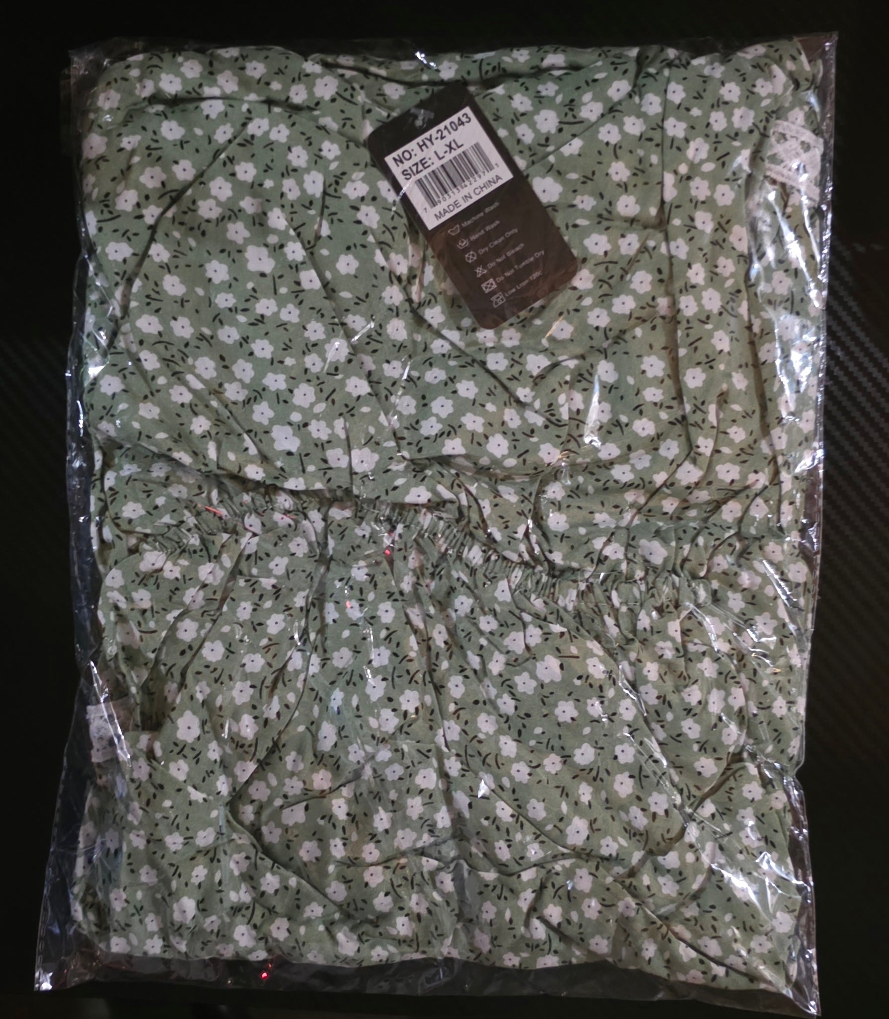 Vestido Largo Floral Tejido – 65% Seda / 35% Poliéster