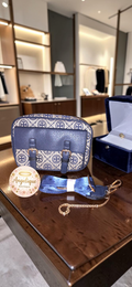Cartera Grande Crossbody 👜 | Espaciosa | Múltiples Compartimentos | Correa Incluida