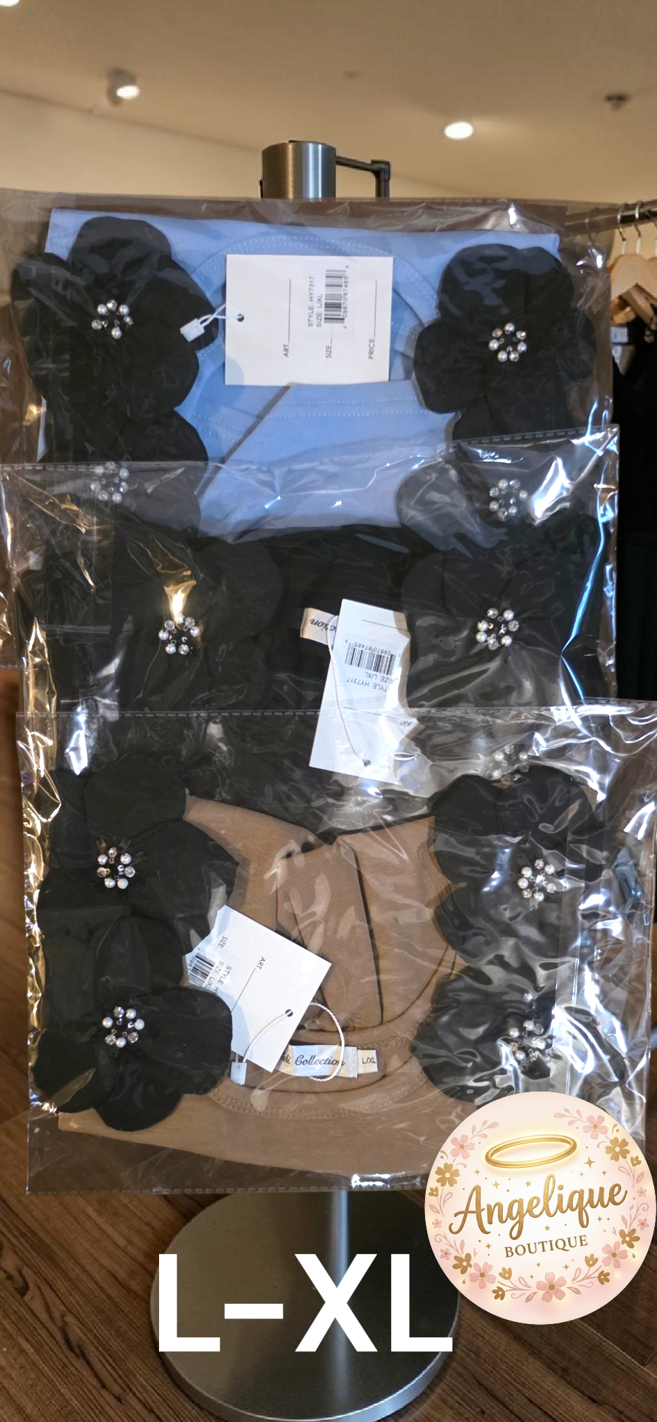 Blusa Sin Mangas Escote Cuadrado con Flores Bordadas y Piedrería – 95% Algodón / 5% Elastano