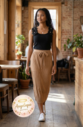Blusa Sin Mangas Escote Cuadrado con Flores Bordadas y Piedrería – 95% Algodón / 5% Elastano