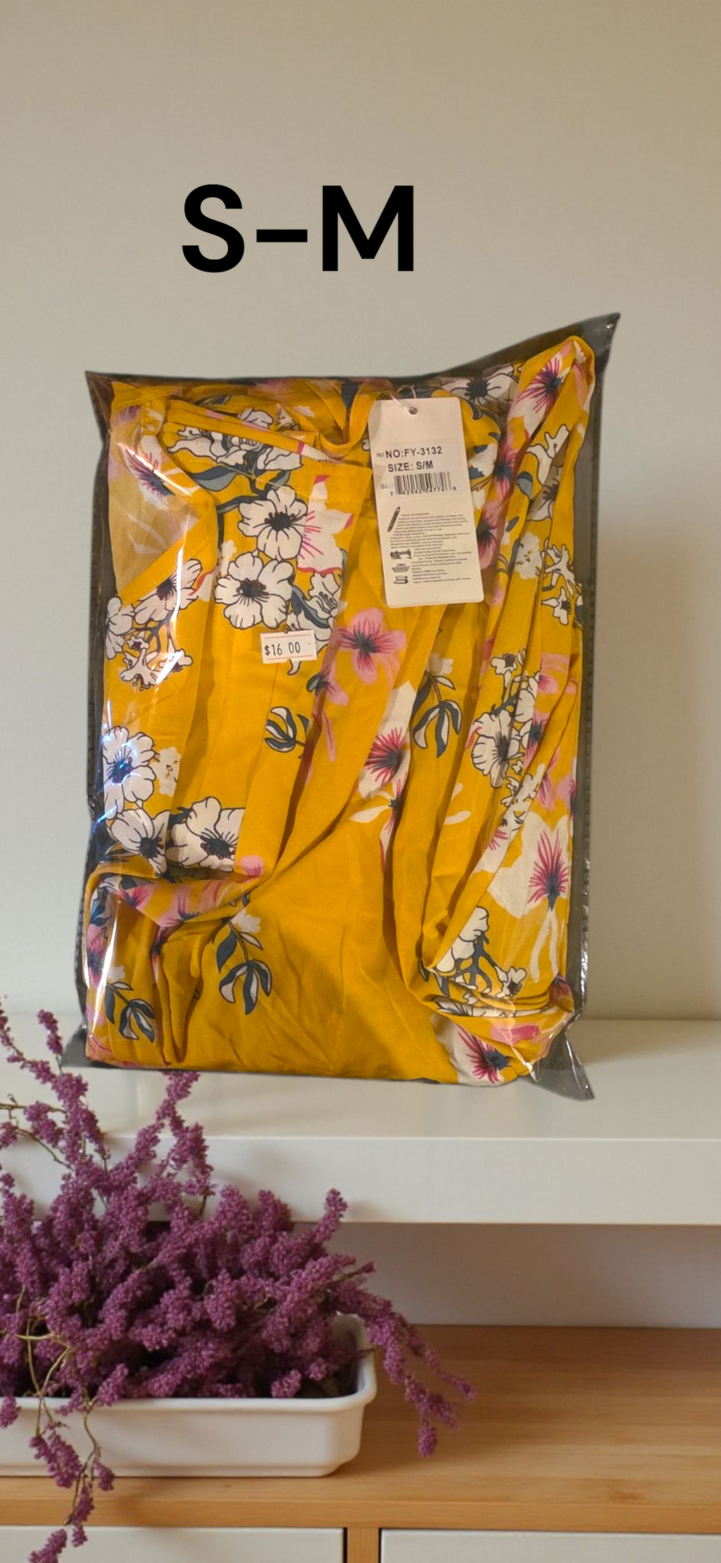 Enterizo Floral con Escote en la Espalda – 95% Poliéster / 5% Elastano