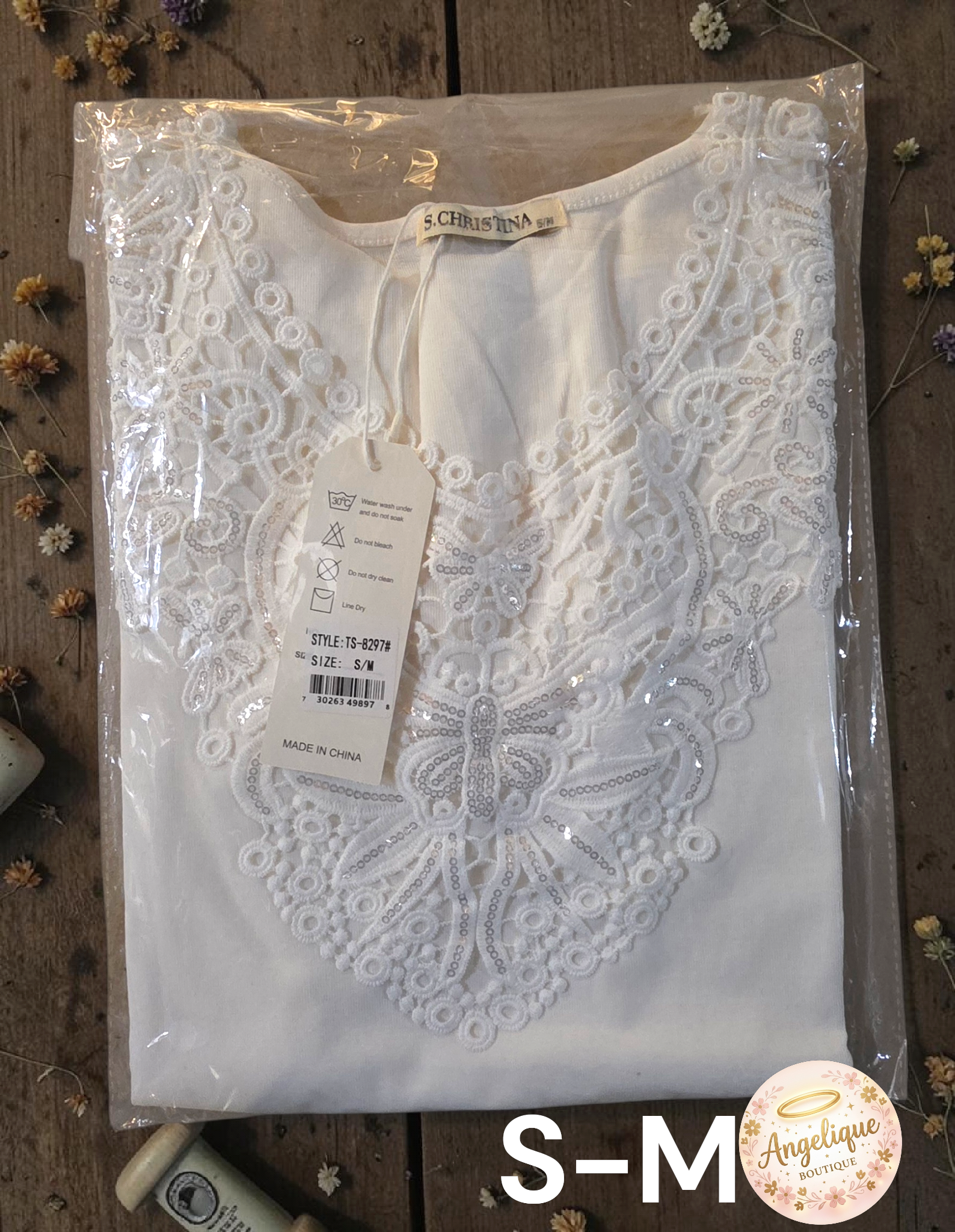 Blusa Manga Corta Bordada con Encaje, Crochet y Mariposa en Lentejuelas – 95% Algodón / 5% Spandex