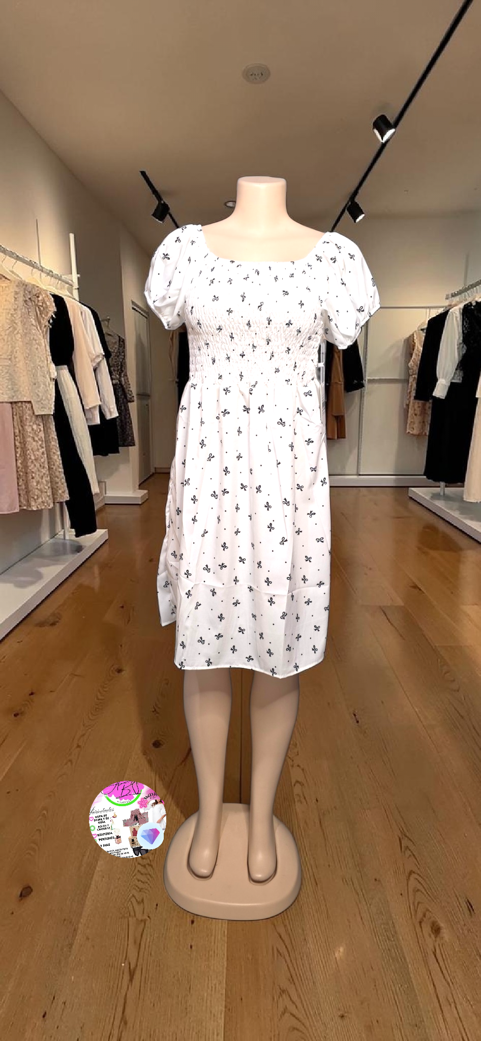 Hermoso Vestido de Lazos