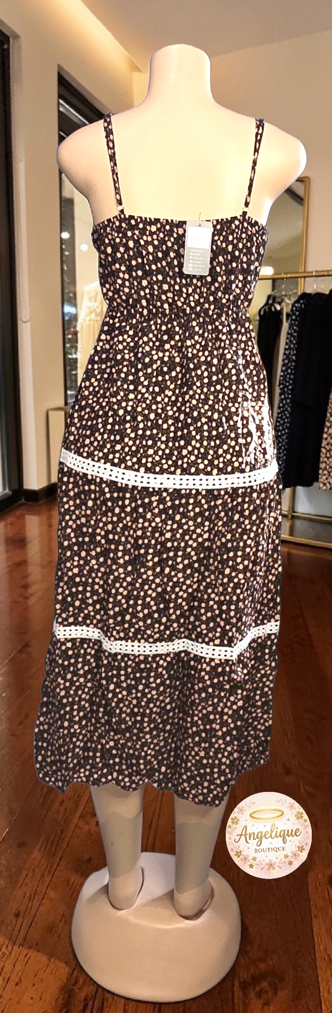 Vestido Largo Floral Tejido – 65% Seda / 35% Poliéster