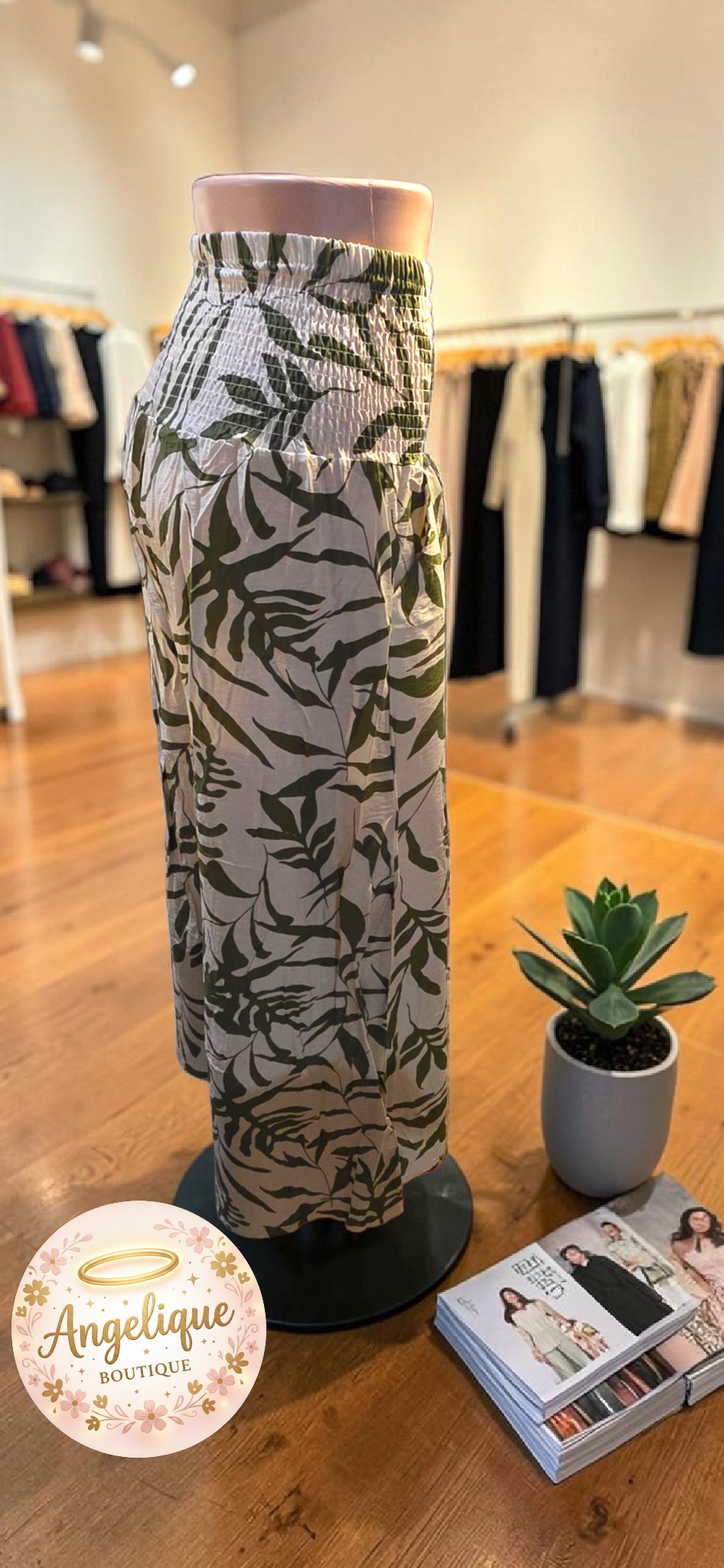 Pantaloneta Palazzo con Estampado Floral 🌸 | Fluida y Elegante