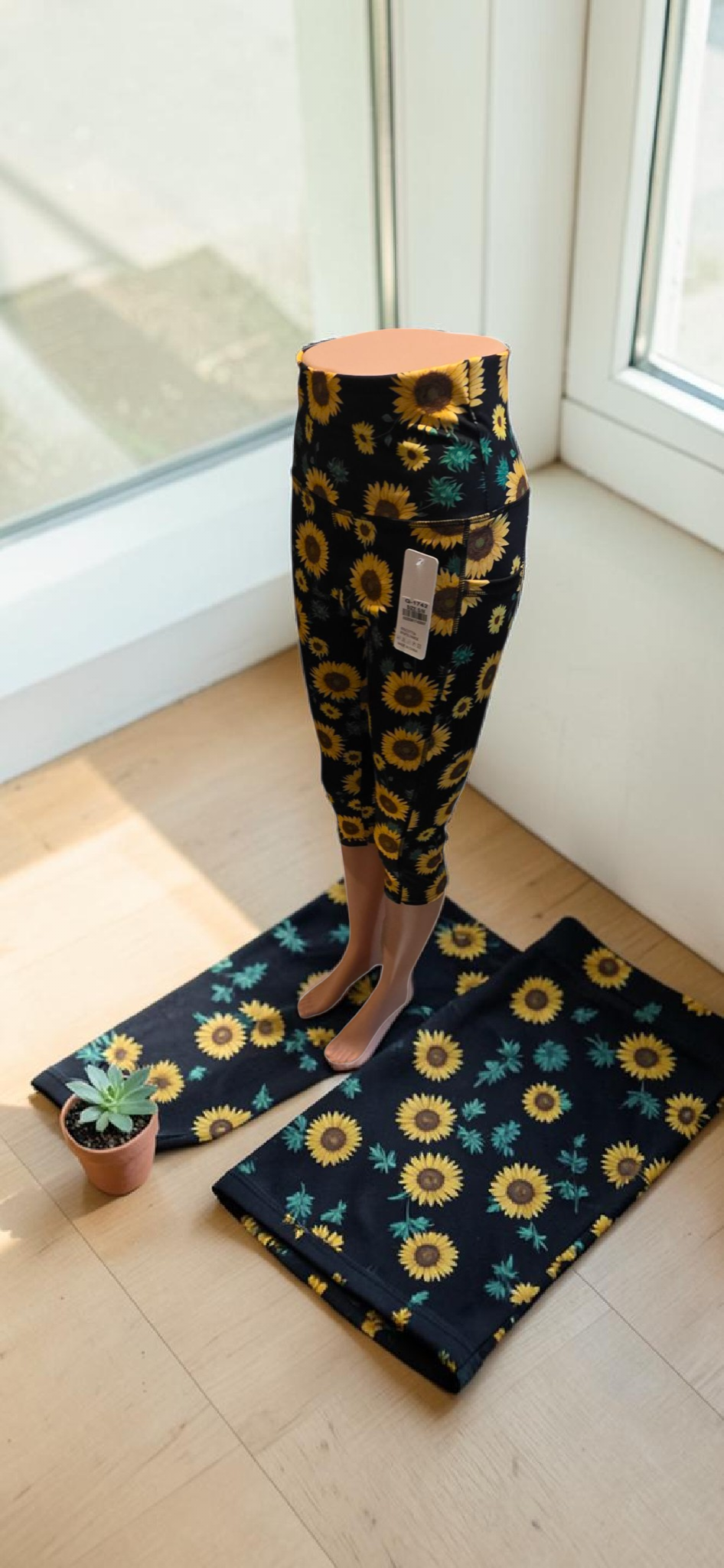 High Compression Midi Floral Leggings