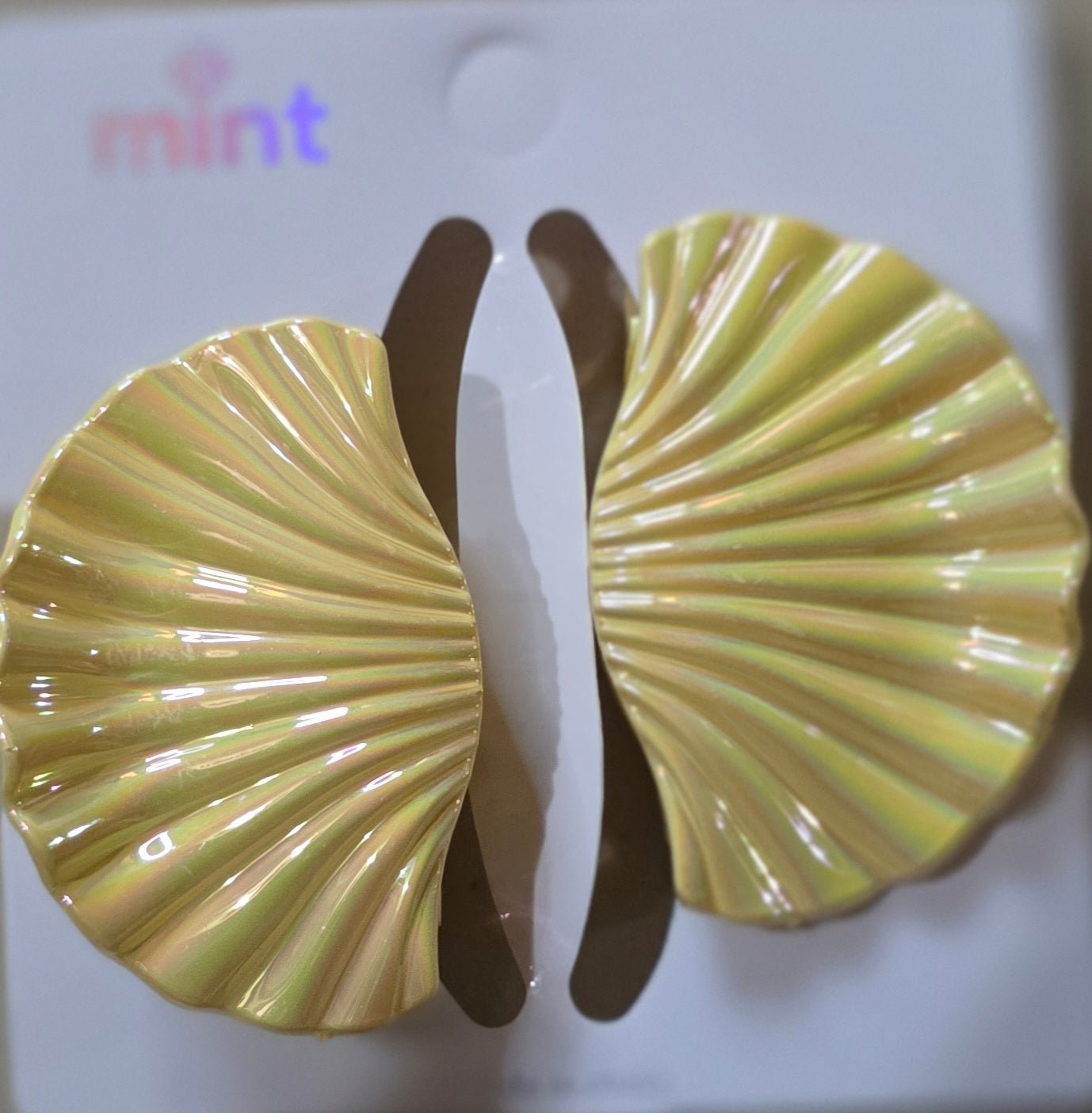 Seashell Hair Clip Set of 2 – Pastel Colors - Angelique Boutique