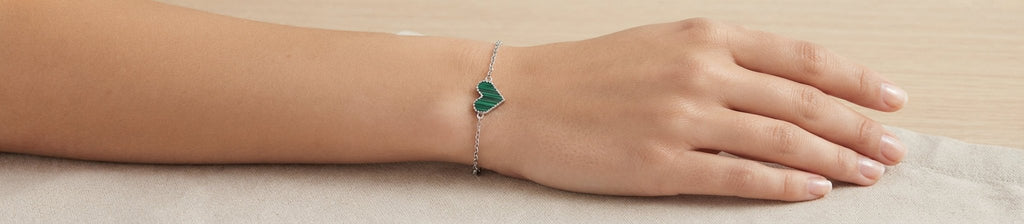 Stainless Steel Heart Charm Bracelet for Women – Gold & Silver - Angelique Boutique