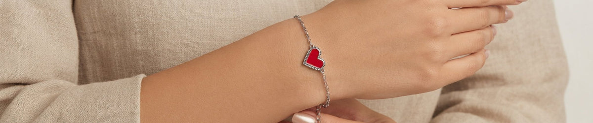 Stainless Steel Heart Charm Bracelet for Women – Gold & Silver - Angelique Boutique