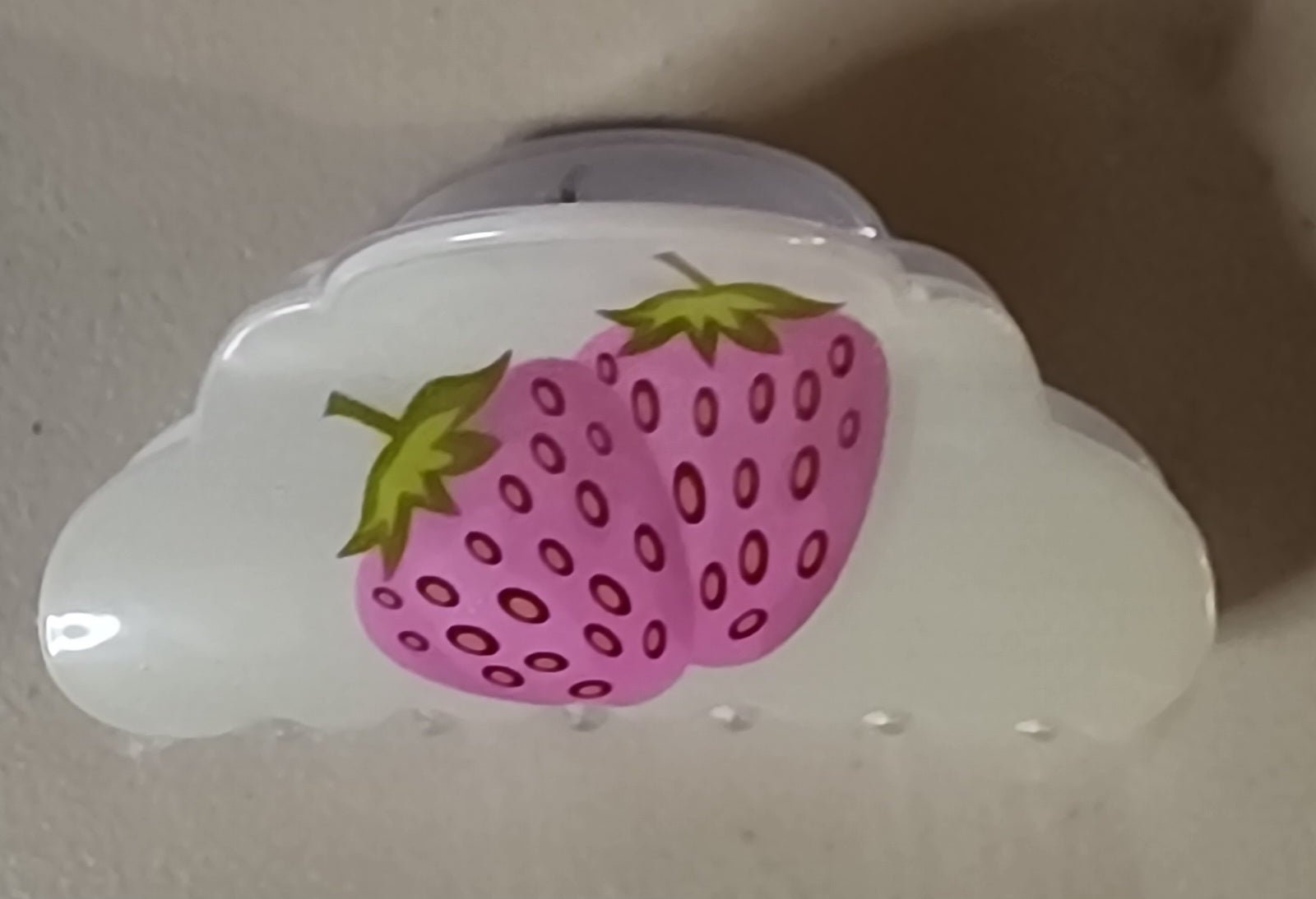Strawberry Cloud Hair Claw Clip - Angelique Boutique