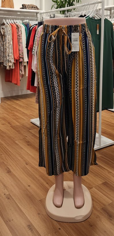 Striped Palazzo Shorts with Elastic Waist – Women's - Angelique Boutique