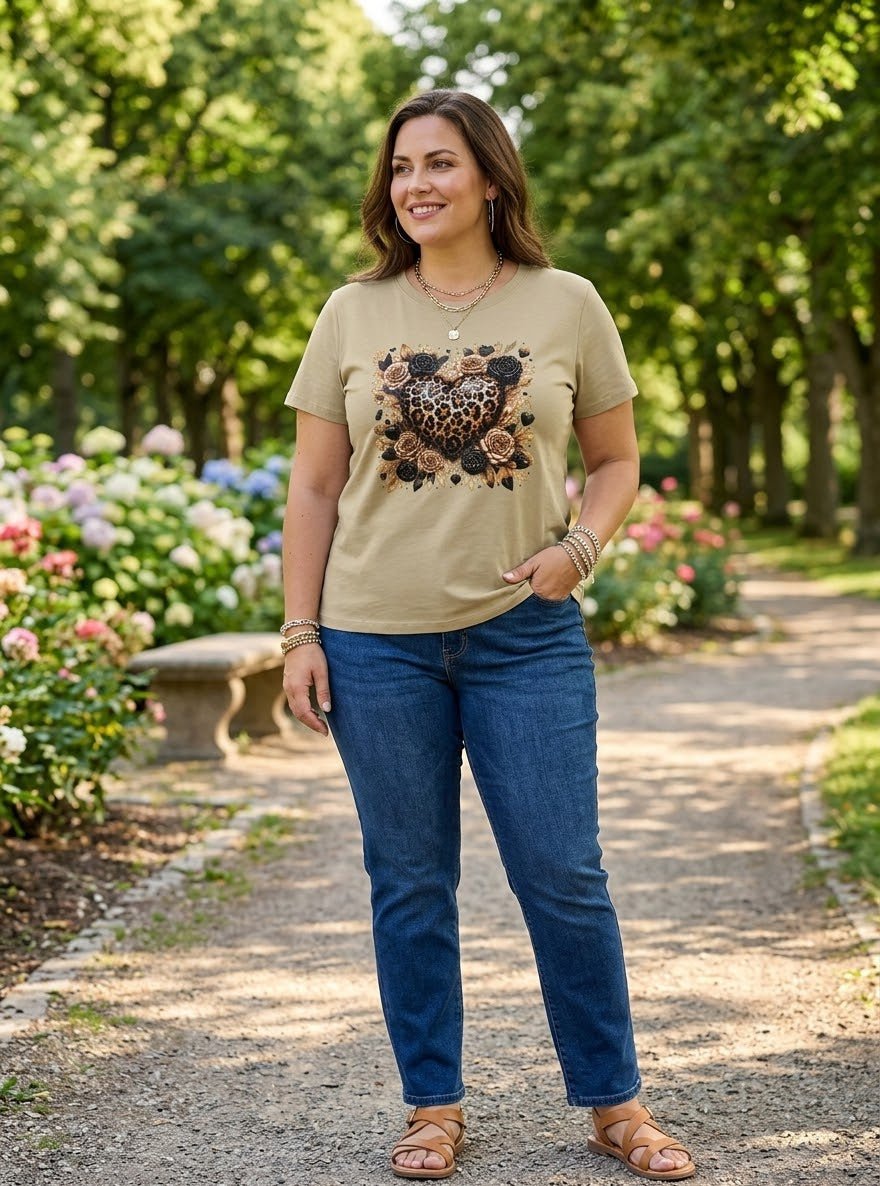 Women's Heart Animal Print Crop Top – Boutique - Angelique Boutique
